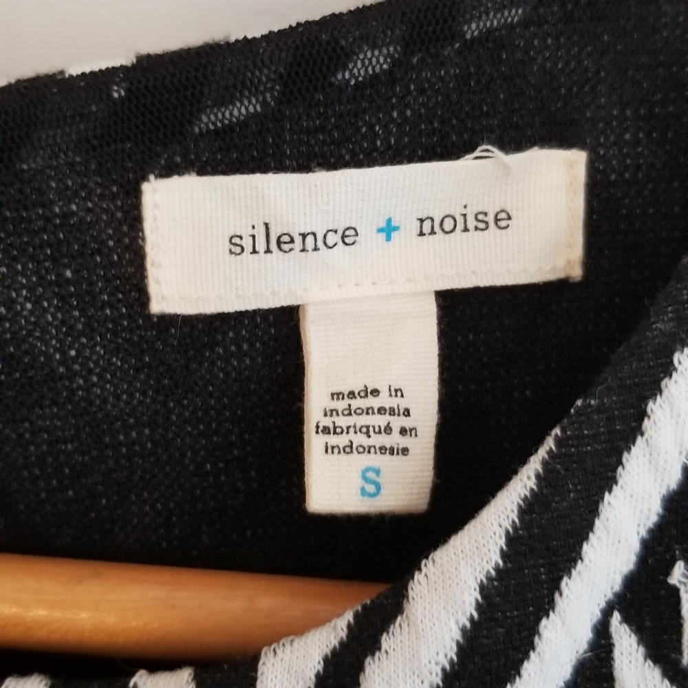 Urban Outfitters black white mini dress - Picture 3 of 4